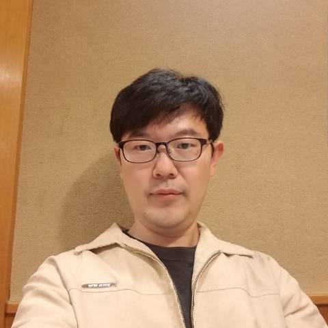 作者名称
