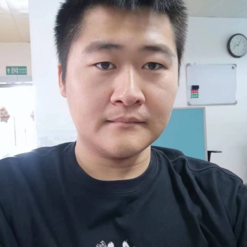 作者名称