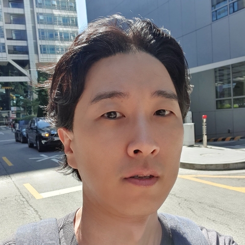作者名称
