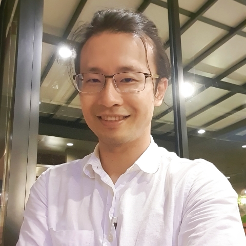 作者名称
