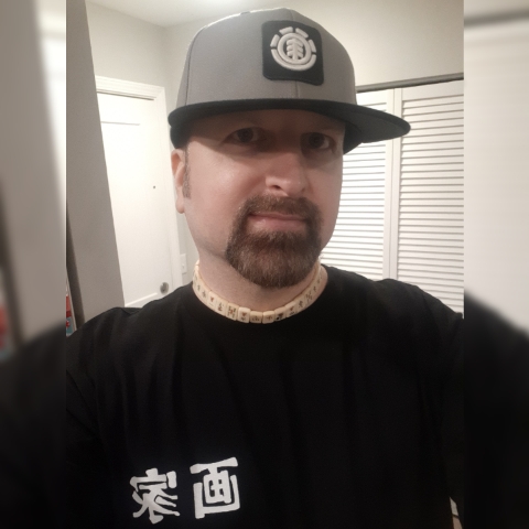 作者名称
