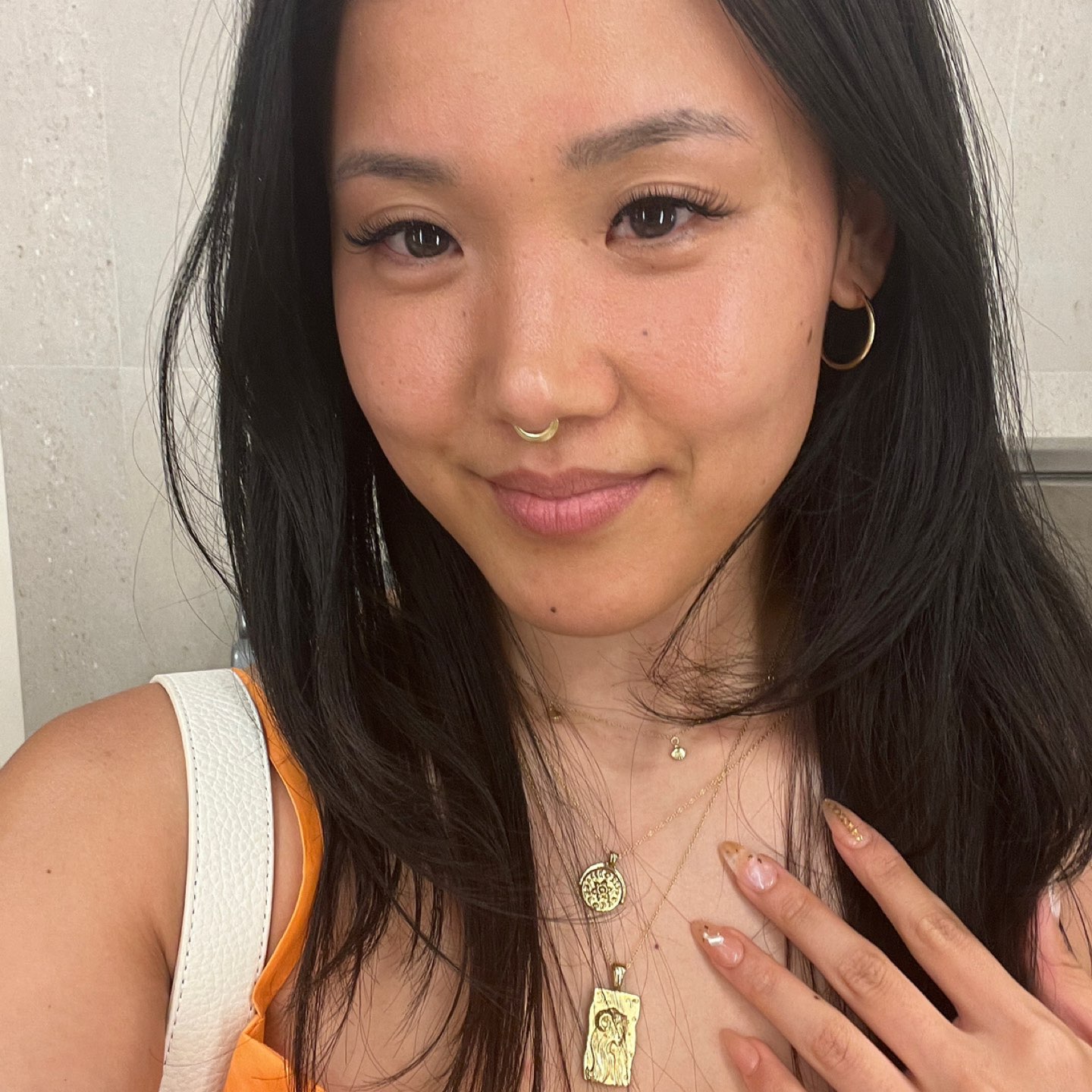 作者名称