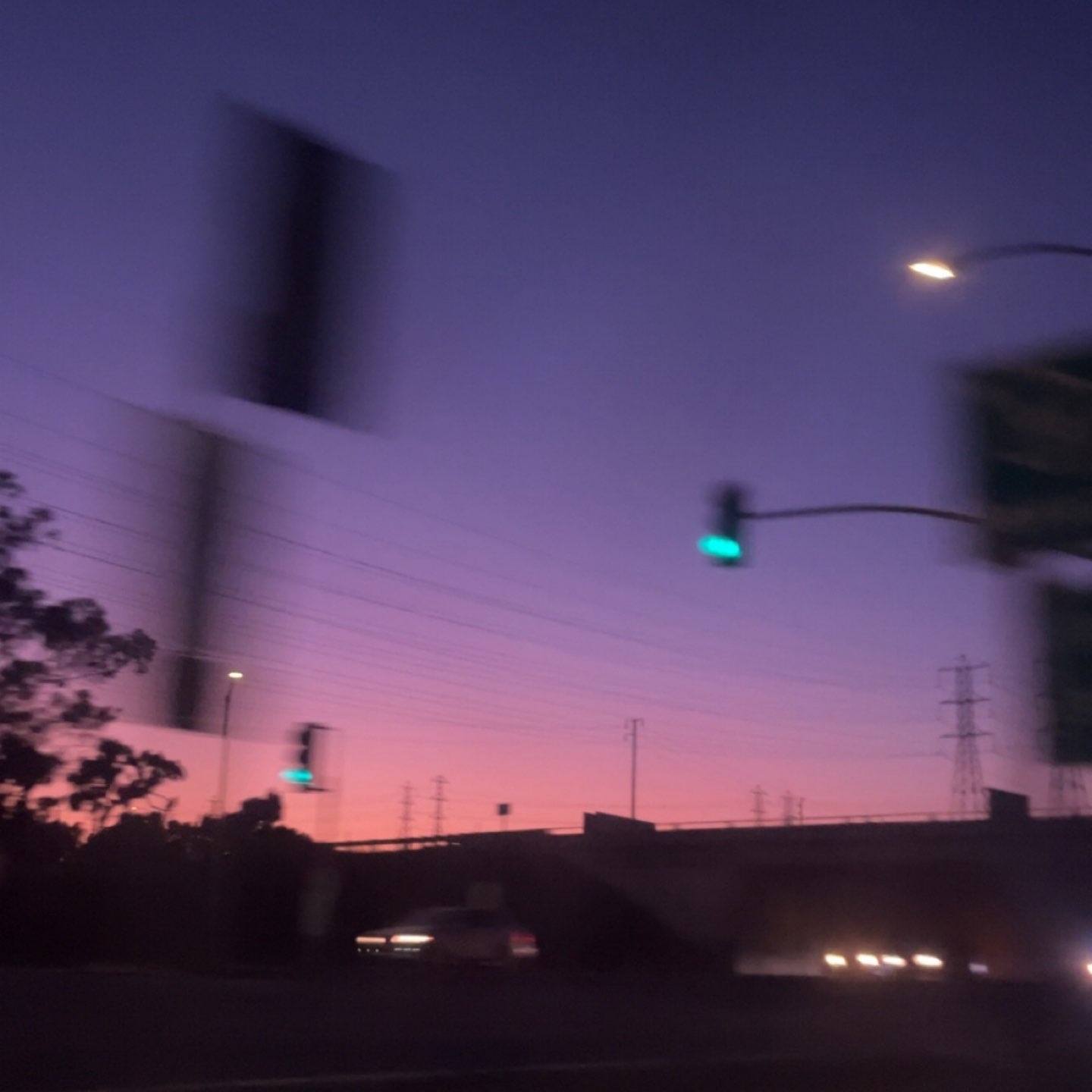 作者名称